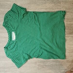 ANTHROPOLOGIE green t shirt